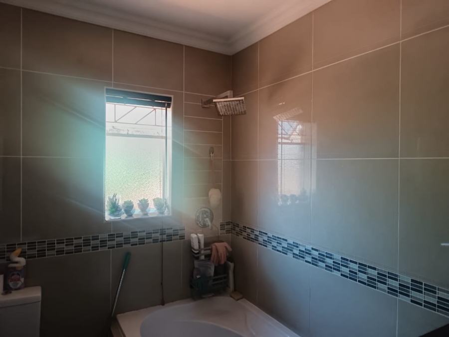 2 Bedroom Property for Sale in South Ridge Northern Cape